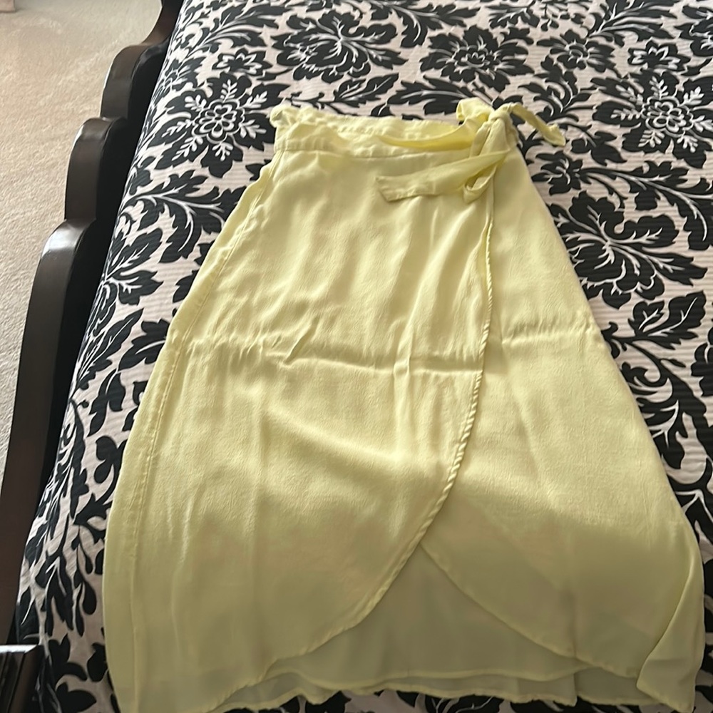 American Eagle Wrap skirt